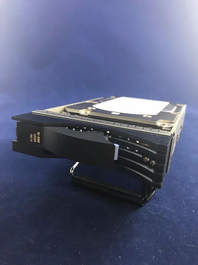 Alt view image 3 of 4 - IBM 300GB 3.5" Hard Drive 44X3231 15K RPM 4GBPS FC
