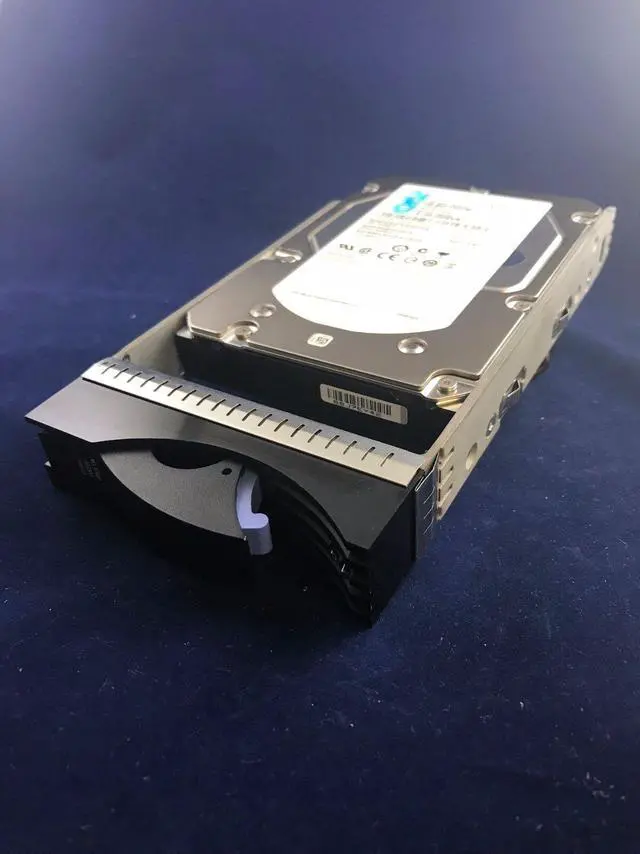 Alt view image 2 of 4 - IBM 300GB 3.5" Hard Drive 44X3231 15K RPM 4GBPS FC