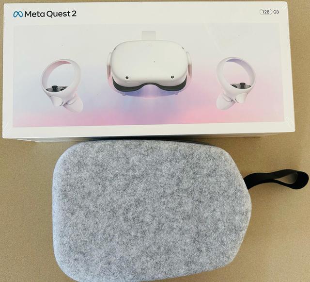 Meta Oculus Quest 2 128GB Advanced All-in-one VR Headset Bundle w