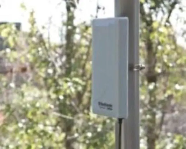 Main image of 2000mW Indoor/Outdoor 2.4G Wi-Fi USB Adapter +10 dBi directional antenna RV/boat