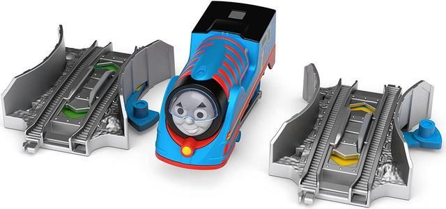 Alt view image 9 of 11 - Thomas & Friends TrackMaster Turbo Thomas Pack