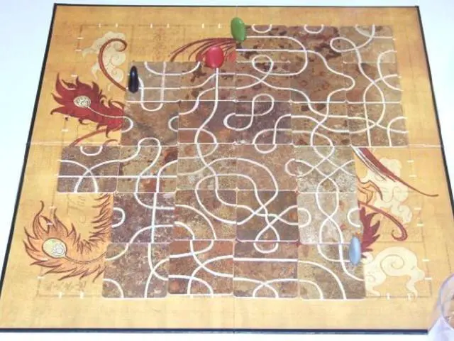 Alt view image 8 of 16 - Tsuro: The Game of the Path 020