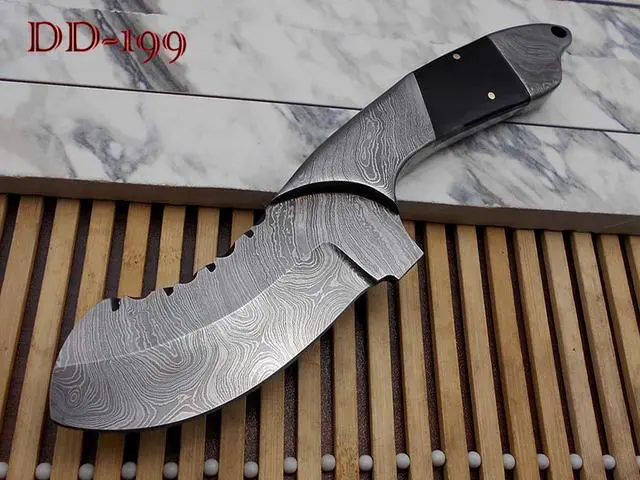 Main image of 9" long Damascus steel Bull horn scale with bolster custom made compact skinning Knife, Modified trailing point full tang Hand Forged 3.5" Damascus steel blade, cow leather sheath included