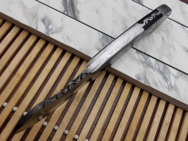 Alt view image 3 of 5 - 9" long Damascus steel Bull horn scale with bolster custom made compact skinning Knife, Modified trailing point full tang Hand Forged 3.5" Damascus steel blade, cow leather sheath included