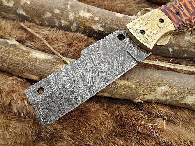 Alt view image 5 of 6 - Damascus Steel Tanto blade folding knife (Wine & Orange)