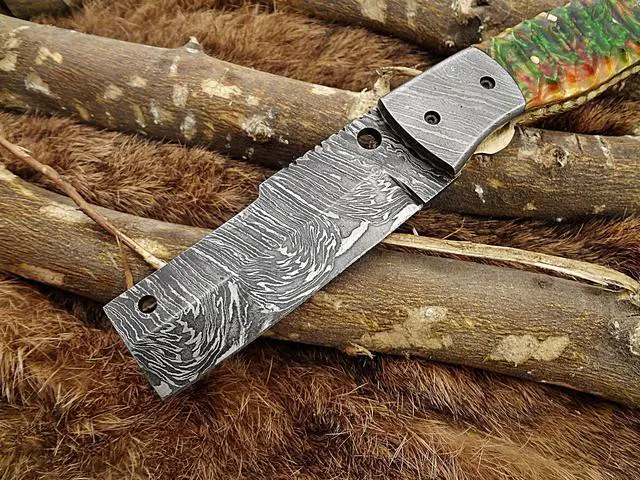 Alt view image 2 of 3 - Damascus Steel Tanto blade folding knife (Green & Orange)