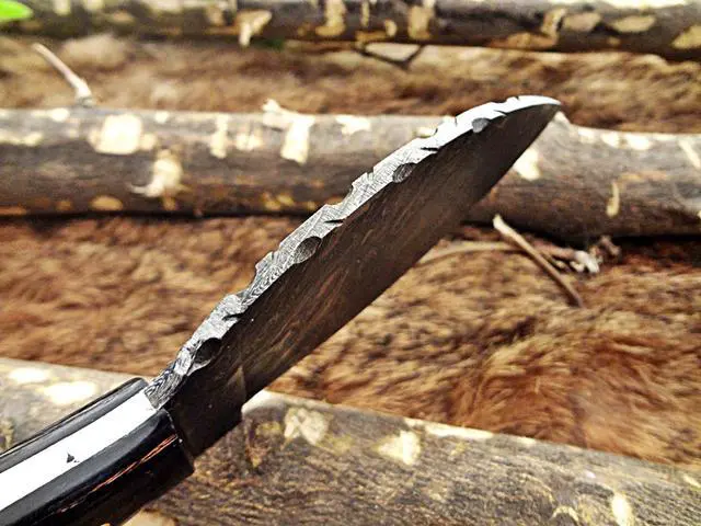 Alt view image 2 of 7 - 9" Long Damascus steel skinning knife, 4.5" hand forged full tang blade with 4" cutting, 2 tone Dollar wood Scale, cow hide Leather sheath