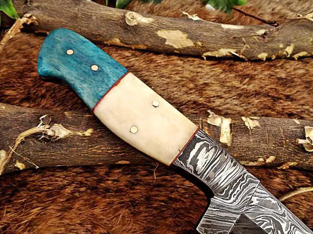 Alt view image 3 of 7 - 9.5" Long hand forged Damascus steel full tang blade skinning Knife, Natural & Blue bone with Damascus bolster scale, Cow Leather sheath
