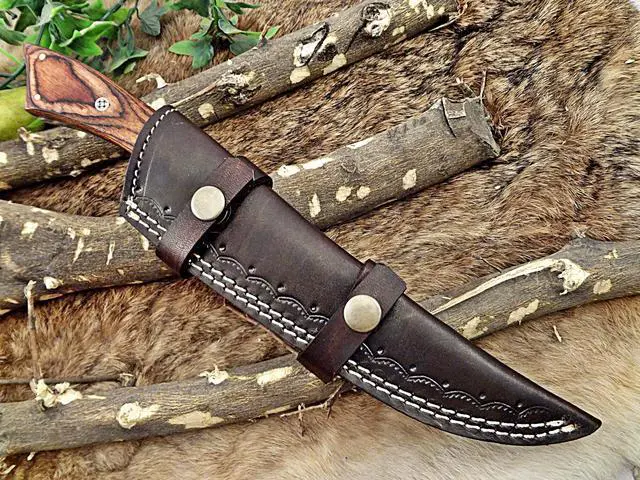 Alt view image 7 of 7 - 11" Long hand forged Damascus steel full tang clip point blade skinning Knife, Natural Rose wood with Brass bolster, Cow Leather sheath