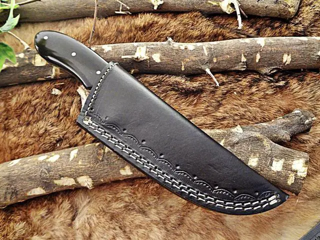 Alt view image 4 of 6 - 8" Long gut hook skinning Knife, hand forged Damascus steel, full tang blade, Bull horn scale with Damascus bolster, cow leather sheath included