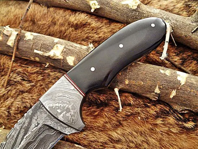 Alt view image 6 of 6 - 8" Long gut hook skinning Knife, hand forged Damascus steel, full tang blade, Bull horn scale with Damascus bolster, cow leather sheath included