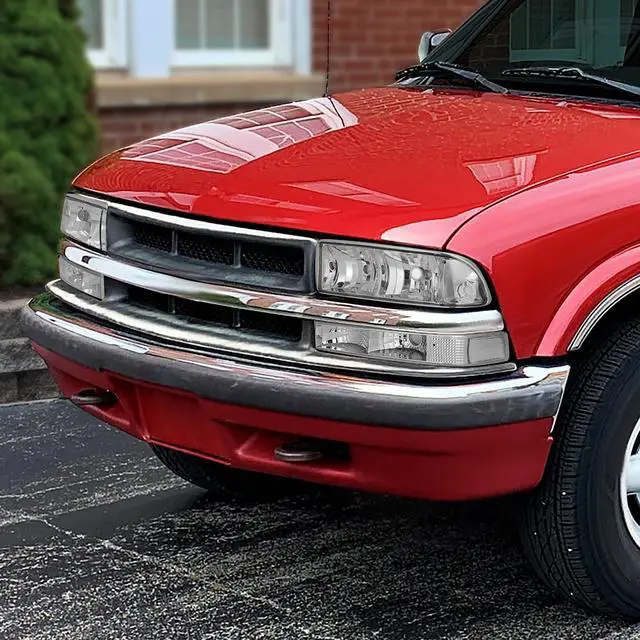 Alt view image 9 of 9 - DNA Motoring HL-OH-S10984P-CH-CL1 For 1998 to 2004 Chevy S10/Blazer GMT 325/330 Chrome Housing Headlight+Clear Corner Lamps 99 00 01 02 03 Left + Right