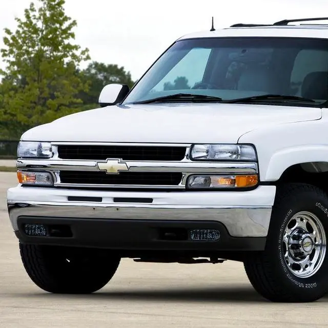 Alt view image 5 of 5 - DNA Motoring FL-T010-BL For 1999 to 2006 GMC Sierra 1500 / 2500 / 3500 Pair Driving Fog Lights + Wiring Kit + Switch (Blue Lens) 00 01 02 03 04 05