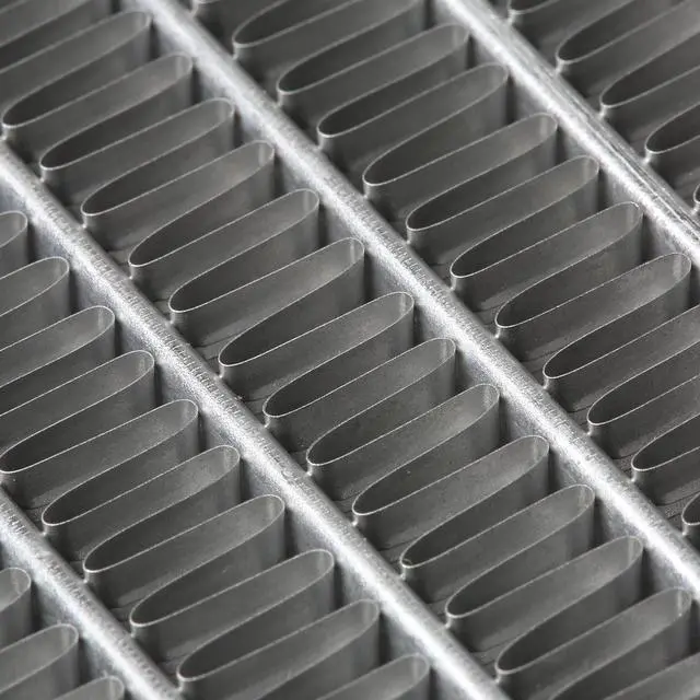 Alt view image 5 of 5 - DNA Motoring RA+FS-SILVERADO99-2 For 00-06 GMC Yukon / Sierra 2-Row Tri-Core Aluminum Radiator + 12V Fan Shroud 01 02 03 04 05