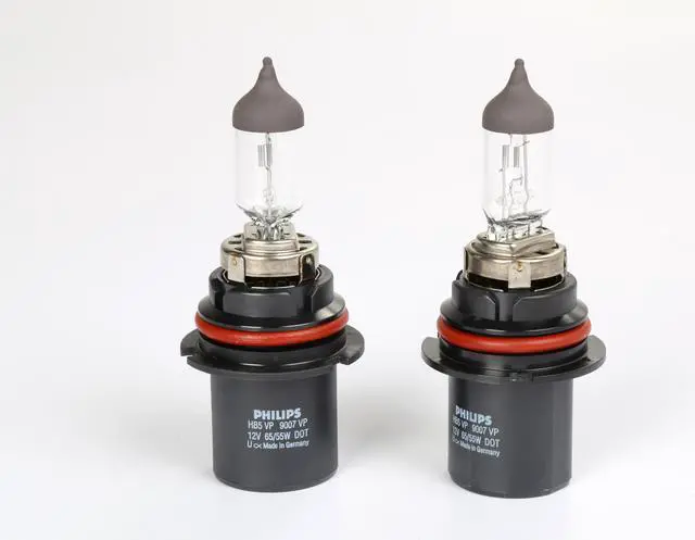 Main image of Philips Vision Plus HB5 9007 65/55 Watt 50 Feet Longer Beam Replacement Car Headlight Bulb (pair)