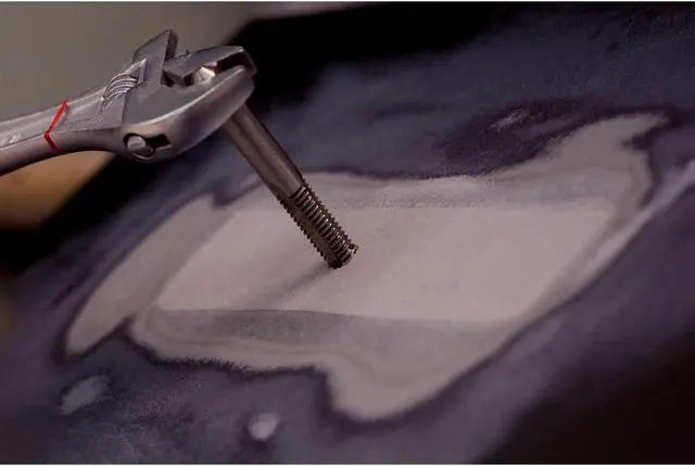 Alt view image 4 of 4 - Bondo Metal Reinforced Filler - High Strength Filler, Can be Drilled and Tapped - Will Not Rust, 11.2 Fl oz with 0.37 oz Hardener