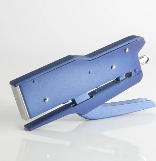 Alt view image 2 of 4 - Zenith 548/E Plier Stapler: stapler (Black & White)