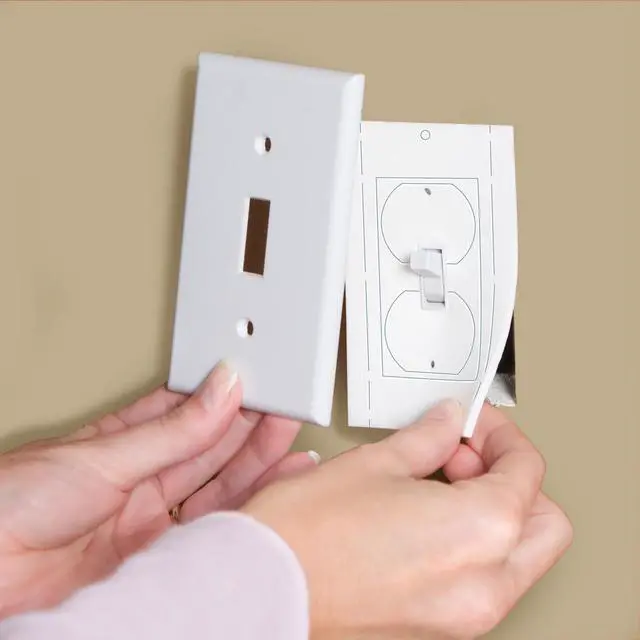 Alt view image 3 of 5 - Duck Brand Wall Socket Sealers: 2-1/2 in. width (White) *24-pack