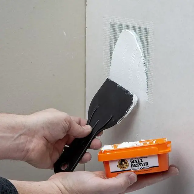 Alt view image 5 of 7 - Gorilla High Performance Wall Repair Spackling + Primer Kit: 8 oz. tub, 4 in. patch, 3 in. knife, sanding block (White)