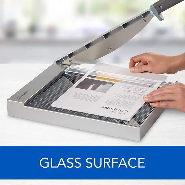 Alt view image 4 of 6 - Swingline ClassicCut EdgeGlow Guillotine Paper Trimmer: 15 inch, 15 sheet capacity