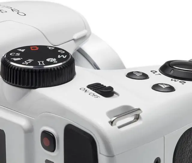 Alt view image 8 of 17 - Kodak PIXPRO AZ252 Astro Zoom 16MP Digital Camera (White)