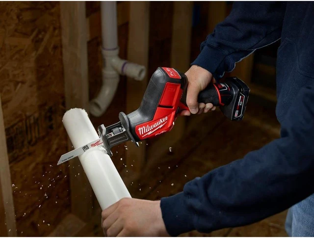 Alt view image 3 of 12 - Cordless Reciprocating Saw Kit, Milwaukee, 2520-21XC