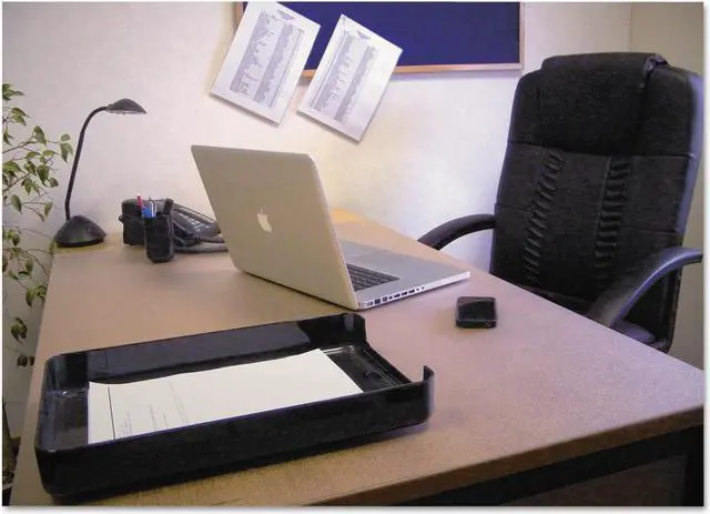 Alt view image 2 of 6 - Floortex Desktex Polycarbonate Anti-Slip Desk Mat 22" x 17" Clear FPDE1722RA