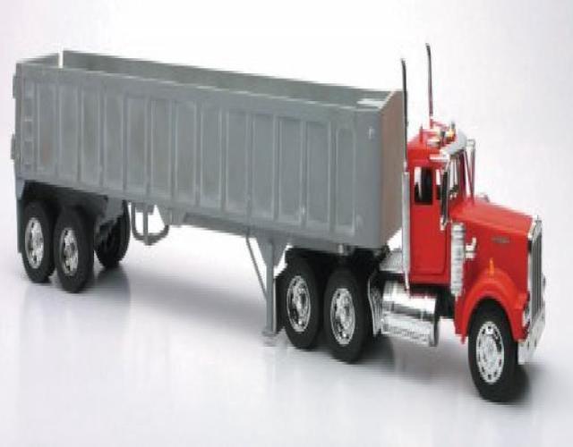 New Ray Die-Cast Truck Replica - Kenworth W900 Frameless Dump Truck, 1:32  Scale, Model# 13733