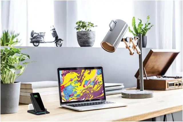Alt view image 4 of 6 - iLive 3-in-1 Wireless Charging Stand, IACQ491B, Black
