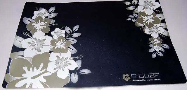 Main image of G CUBE NOTEBOOK SKIN (SILVER)