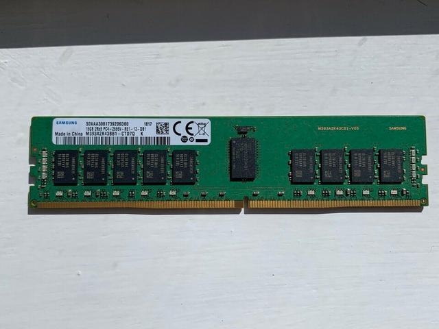 Avarum RAM For 16GB RDIMM 2Rx8 Memory for Fujitsu Primergy CX2550 