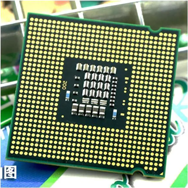 Alt view image 2 of 2 - CPU c 2 Duo E7400 Socket LGA 775 CPU Processor (2.8 GHz/3 M/1066 GHz)