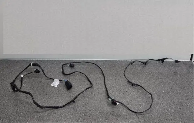 Alt view image 3 of 3 - Parts# 61128709821 Reverse Sensor Harness 1pc/Pack