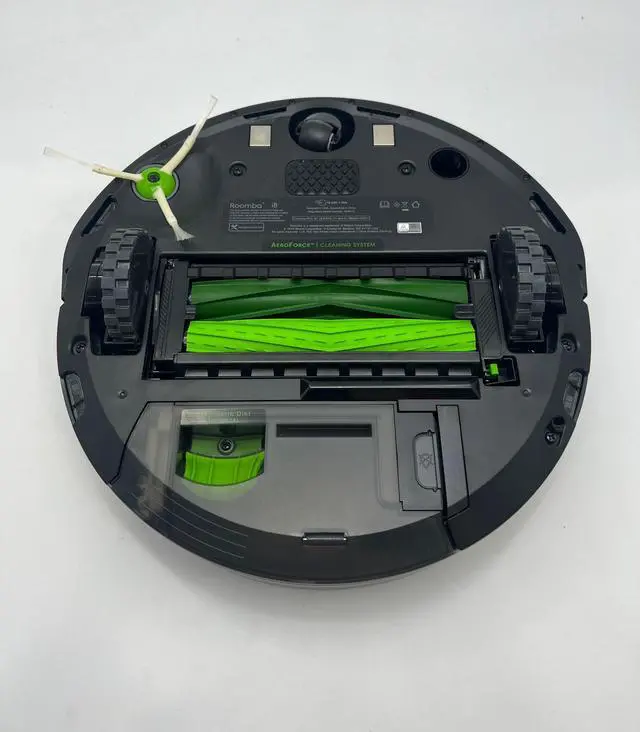 Alt view image 4 of 5 - iRobot Roomba i7+ 7550 Robot Vacuum Automatic Dirt Disposal Empties Itself BLACK