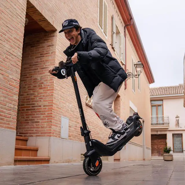 Alt view image 6 of 7 - NIU Kick Electric Scooter Adult KQi3 Sport, Foldable 25 Mile Range 17mph, Black