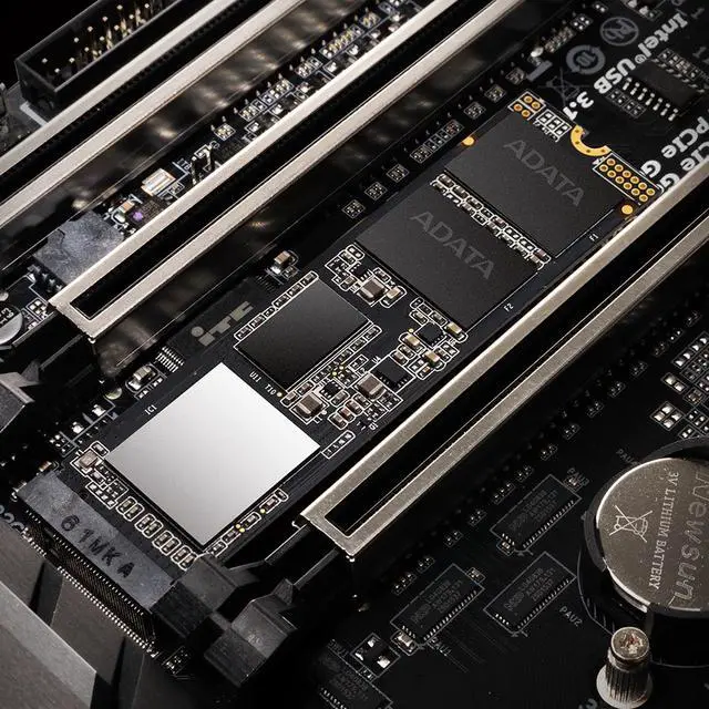 Alt view image 4 of 13 - XPG SX8200 PCIe NVMe Gen3x4 M.2 2280 240GB SSD (ASX8200NP-240GT-C) w/ Black XPG Heatsink