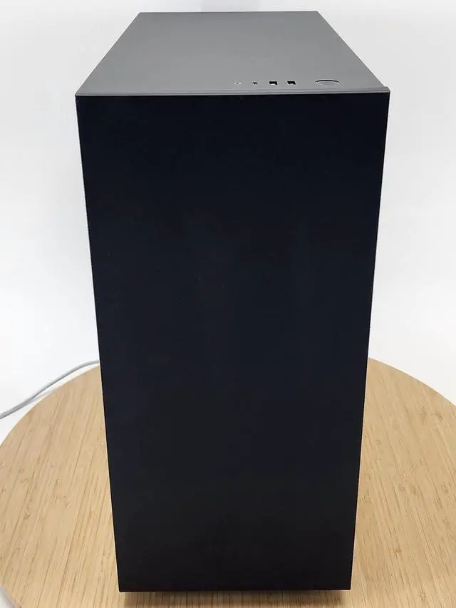 Alt view image 5 of 7 - Gaming PC i9-13900K 32GB RAM 1TB SSD RX 6900 XT 16GB Windows 11 Computer