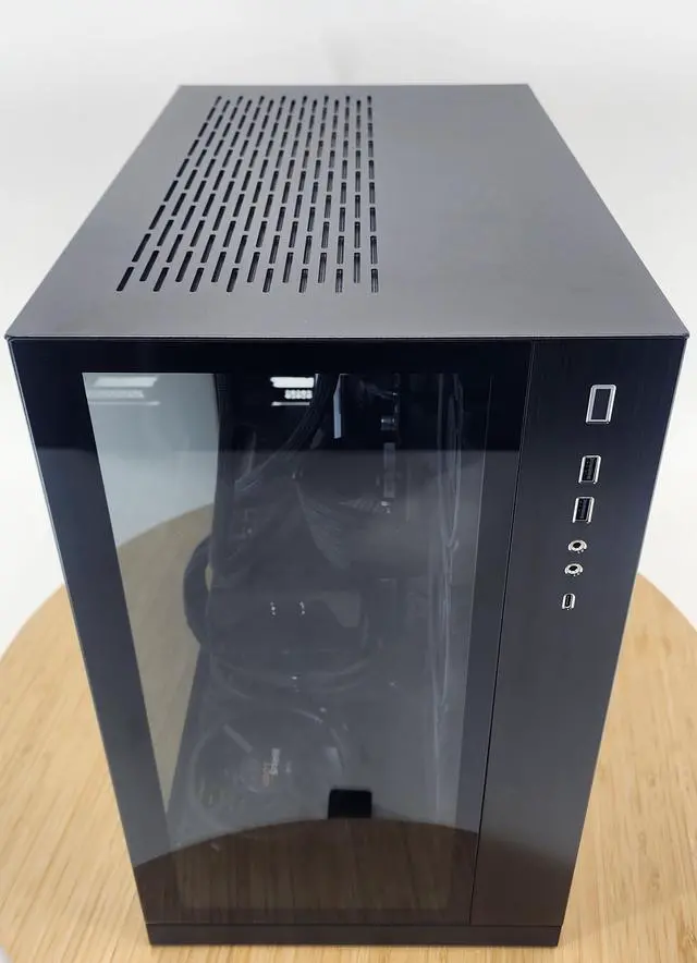 Alt view image 5 of 7 - Gaming PC Ryzen 7 7700X 32GB RAM 1TB SSD RX 7600 XT 16GB Windows 11 Computer
