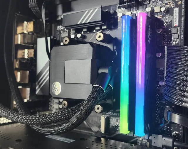 Alt view image 2 of 7 - Gaming PC Ryzen 7 7800X3D 32GB RAM 1TB SSD RX 7800 XT 16GB Windows 11 Computer