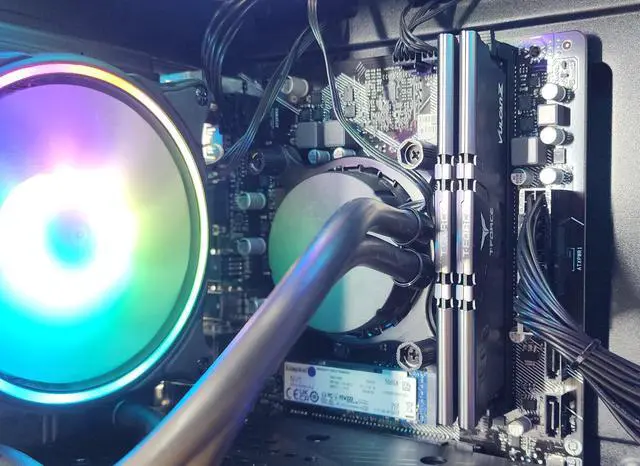 Alt view image 2 of 7 - Gaming PC i3-10105F 16GB RAM 500GB SSD RX 580 8GB Windows 11 Computer