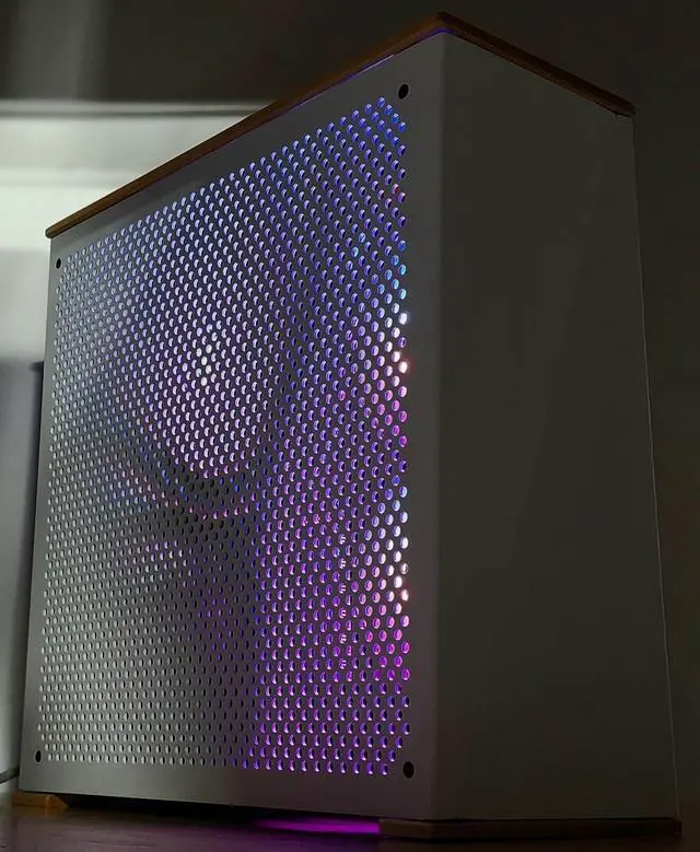 Alt view image 3 of 7 - Gaming PC i7-10700K 16GB RAM 1TB SSD RTX 3070 8GB Windows 11 PC