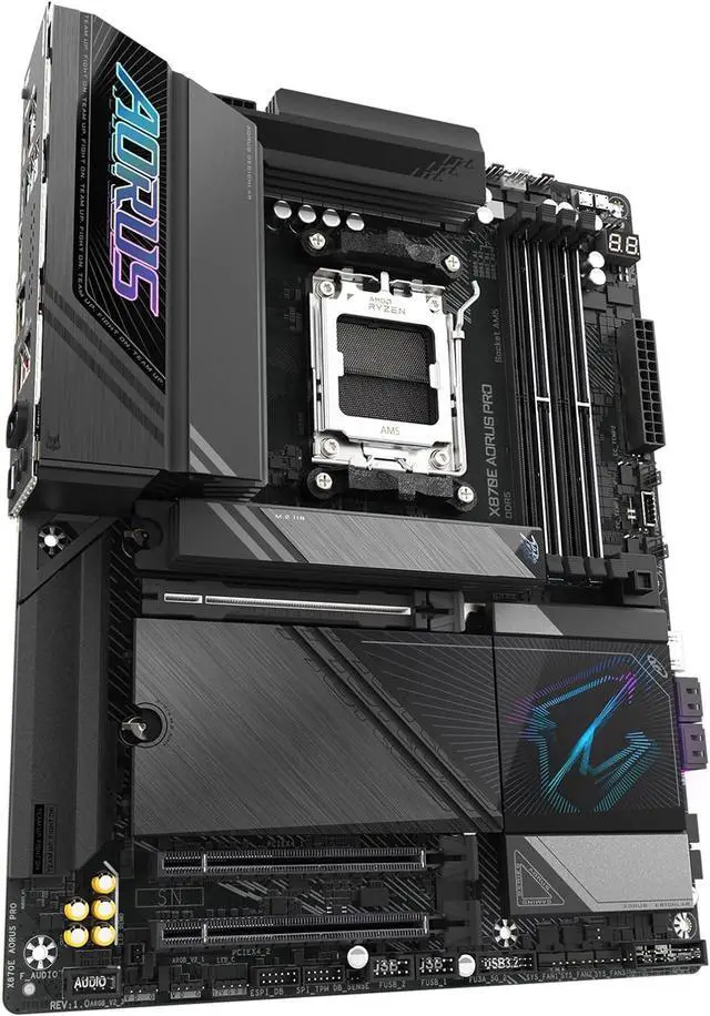 Alt view image 7 of 8 - GIGABYTE X870E AORUS PRO AM5 LGA 1718, ATX, DDR5, 4x M.2, PCIe 5.0, USB4, Wi-Fi 7, 2.5GbE LAN, EZ-Latch