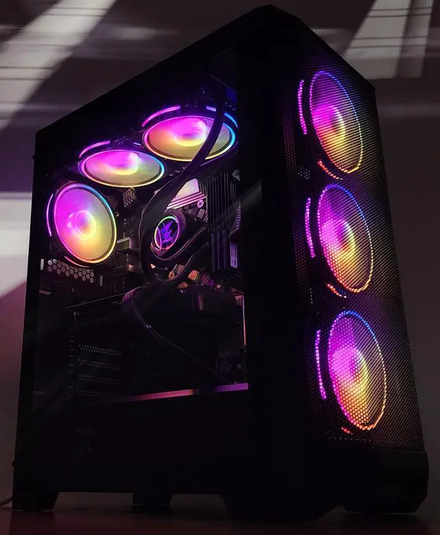 Refurbished: Gaming PC Ryzen 7 5700X 32GB RAM 1TB SSD RTX 3070 8GB