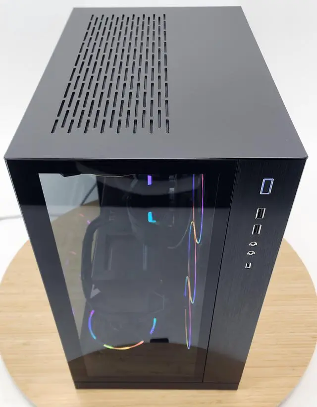 Alt view image 5 of 7 - Gaming PC Ryzen 9 9900X 32GB RAM 4TB SSD RX 9070 XT 16GB Windows 11 Computer