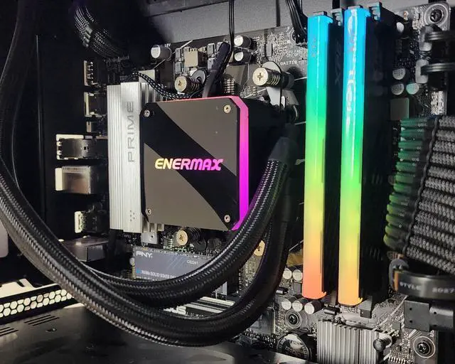 Alt view image 2 of 7 - Gaming PC Ryzen 7 9700X 32GB RAM 2TB SSD RX 7900 XT 20GB Windows 11 Computer