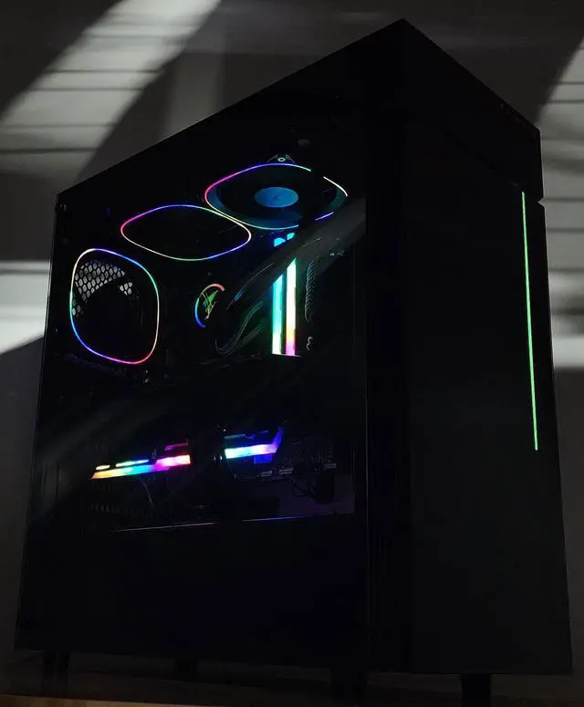 Alt view image 3 of 7 - Gaming PC Ryzen 7 7700 32GB RAM 2TB SSD RX 7900 XT 20GB Windows 11 Computer