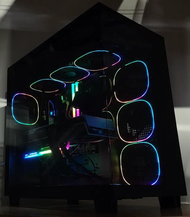 Alt view image 3 of 7 - Gaming PC Ryzen 7 9700X 32GB RAM 2TB SSD RX 7900 XTX 24GB Windows 11 Computer