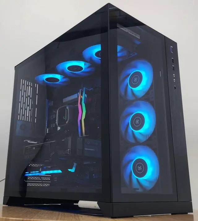 Main image of Gaming PC i7-12700KF 32GB RAM 1TB SSD RTX 4070 12GB Windows 11 Computer