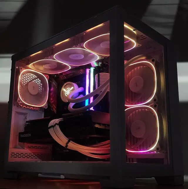 Alt view image 3 of 7 - Gaming PC Ultra 7 265K 32GB RAM 1TB SSD RX 9070 XT 16GB Windows 11 PC