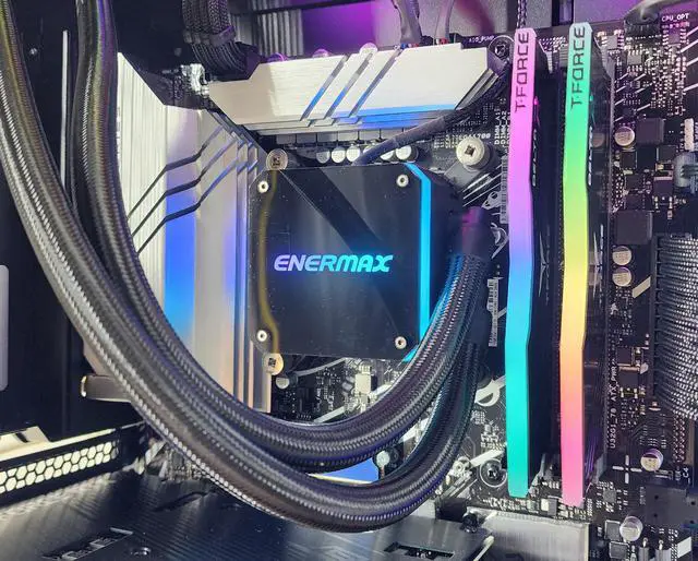 Alt view image 2 of 7 - Gaming PC i9-12900K 32GB RAM 1TB SSD RTX 3070 8GB Windows 11 Computer